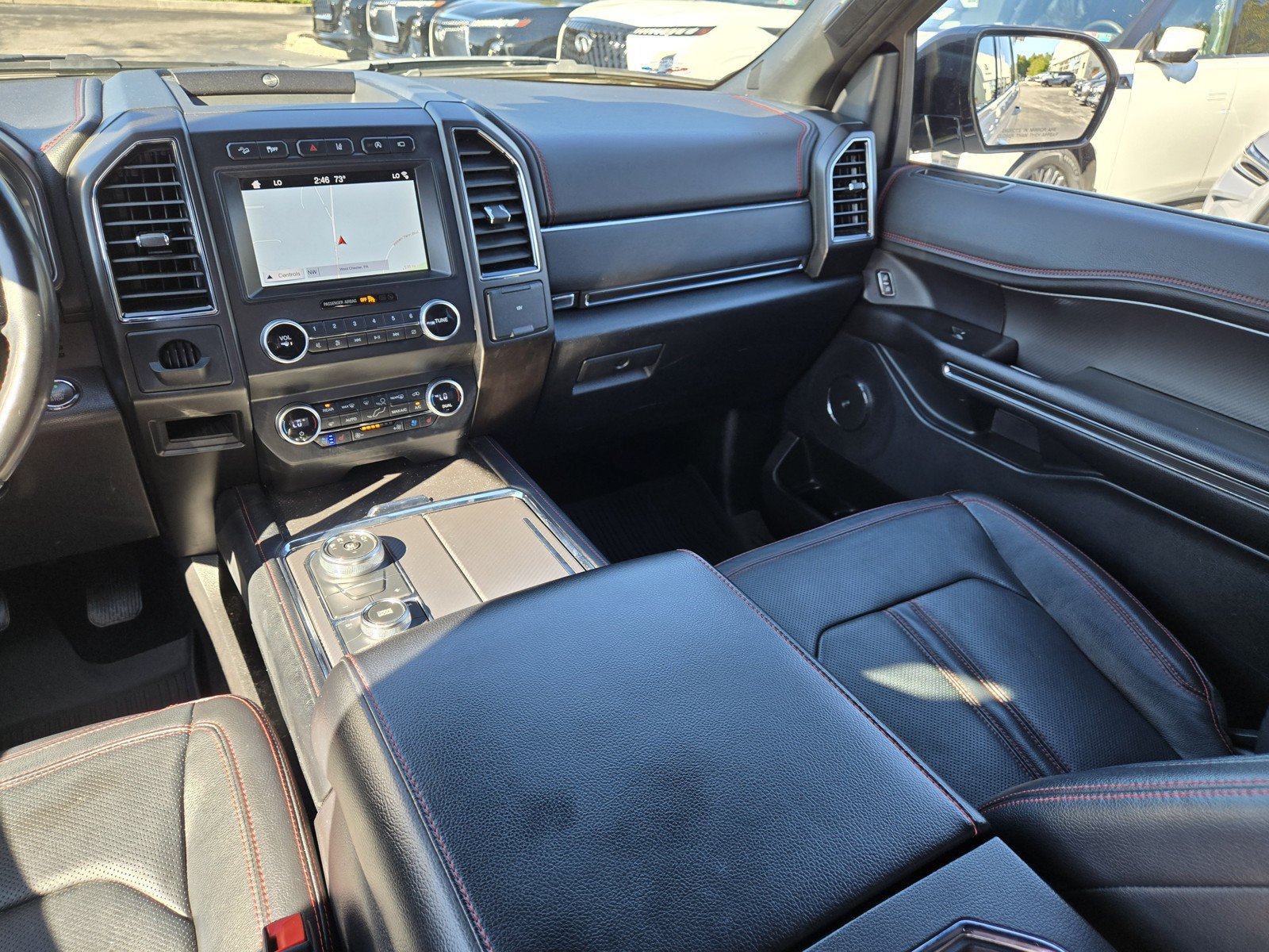 Used 2019 Ford Expedition Limited w/ Equipment Group 303A AWD/4WD image 14