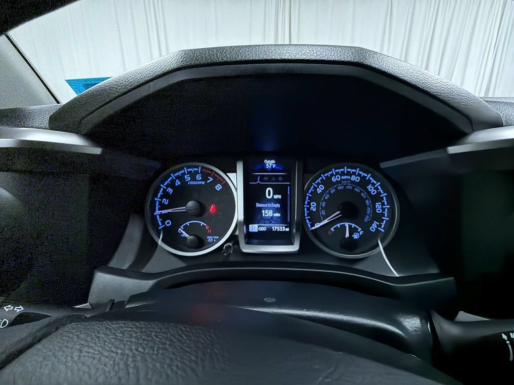 Certified 2023 Toyota Tacoma SR5 AWD/4WD image 11