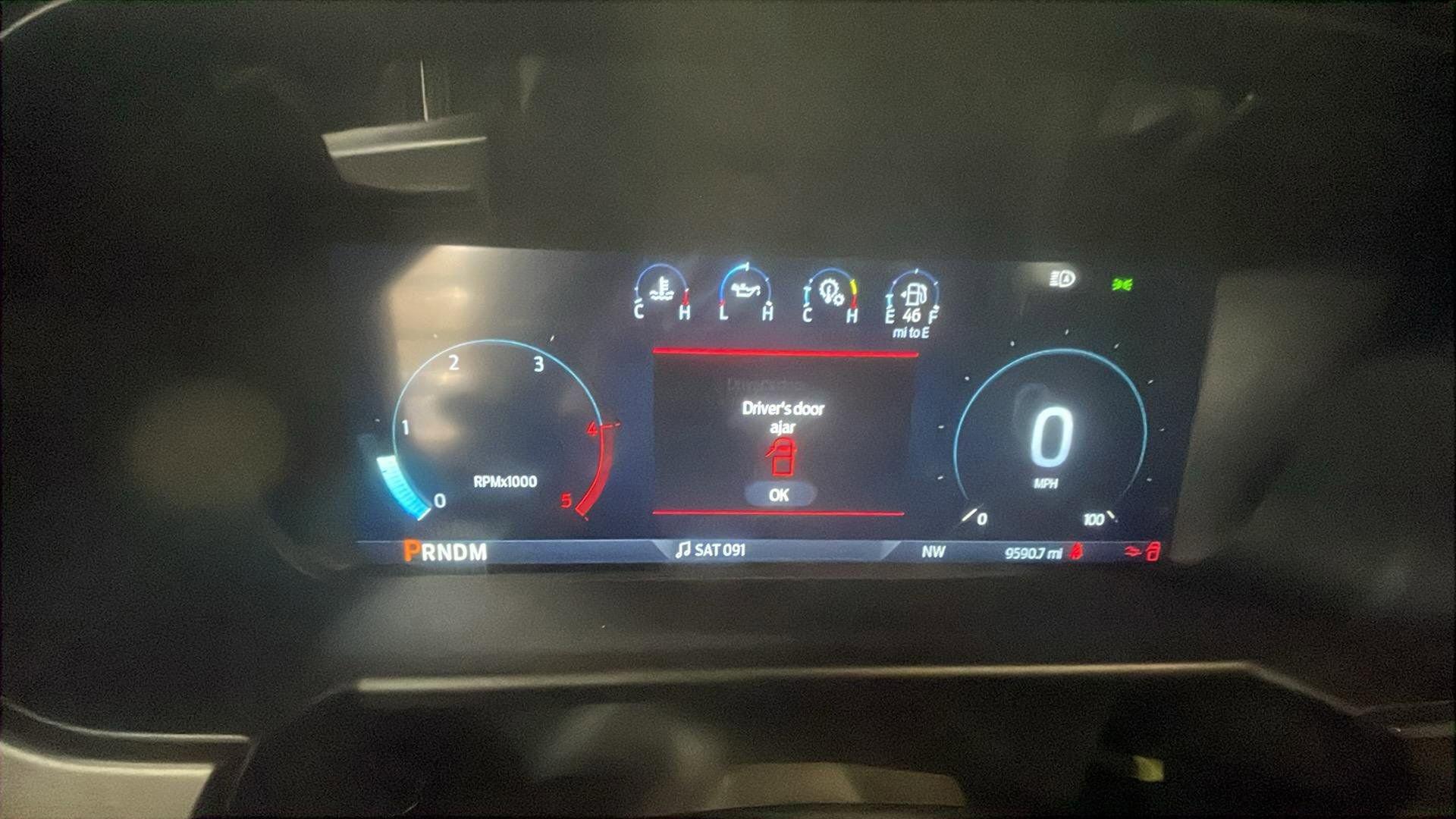 Certified 2024 Ford F450 Platinum w/ Camper Package image 15