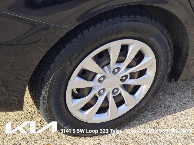Certified 2021 Kia Forte Sedan FWD image 7