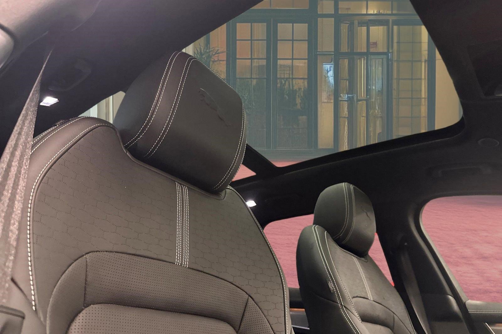New 2026 Jaguar F-PACE R-Dynamic S image 25