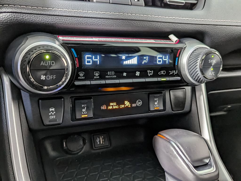 Used 2024 Toyota RAV4 XLE Premium image 24