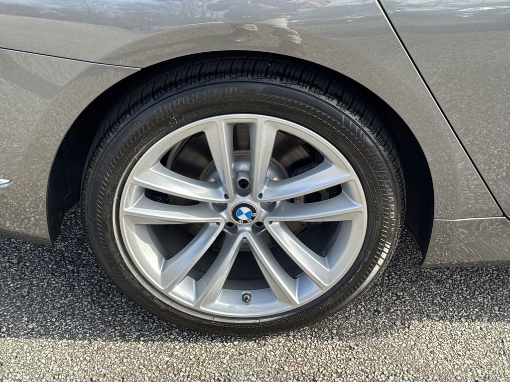 Used 2018 BMW 750i xDrive image 17