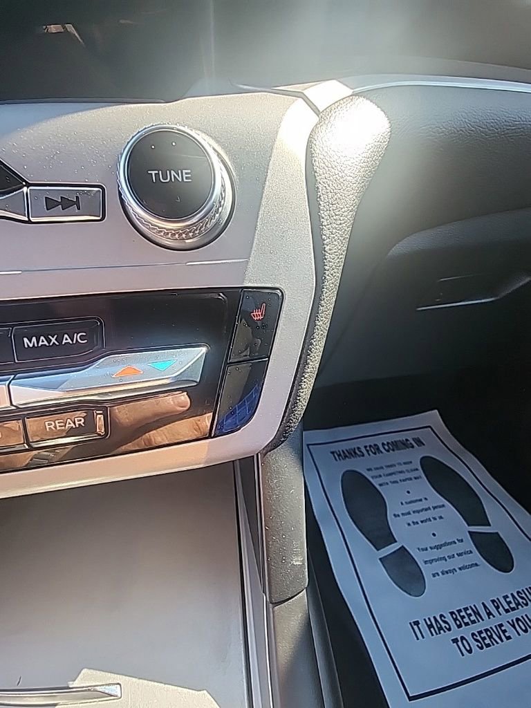 Used 2022 Ford Explorer XLT w/ Class IV Trailer Tow Package image 20