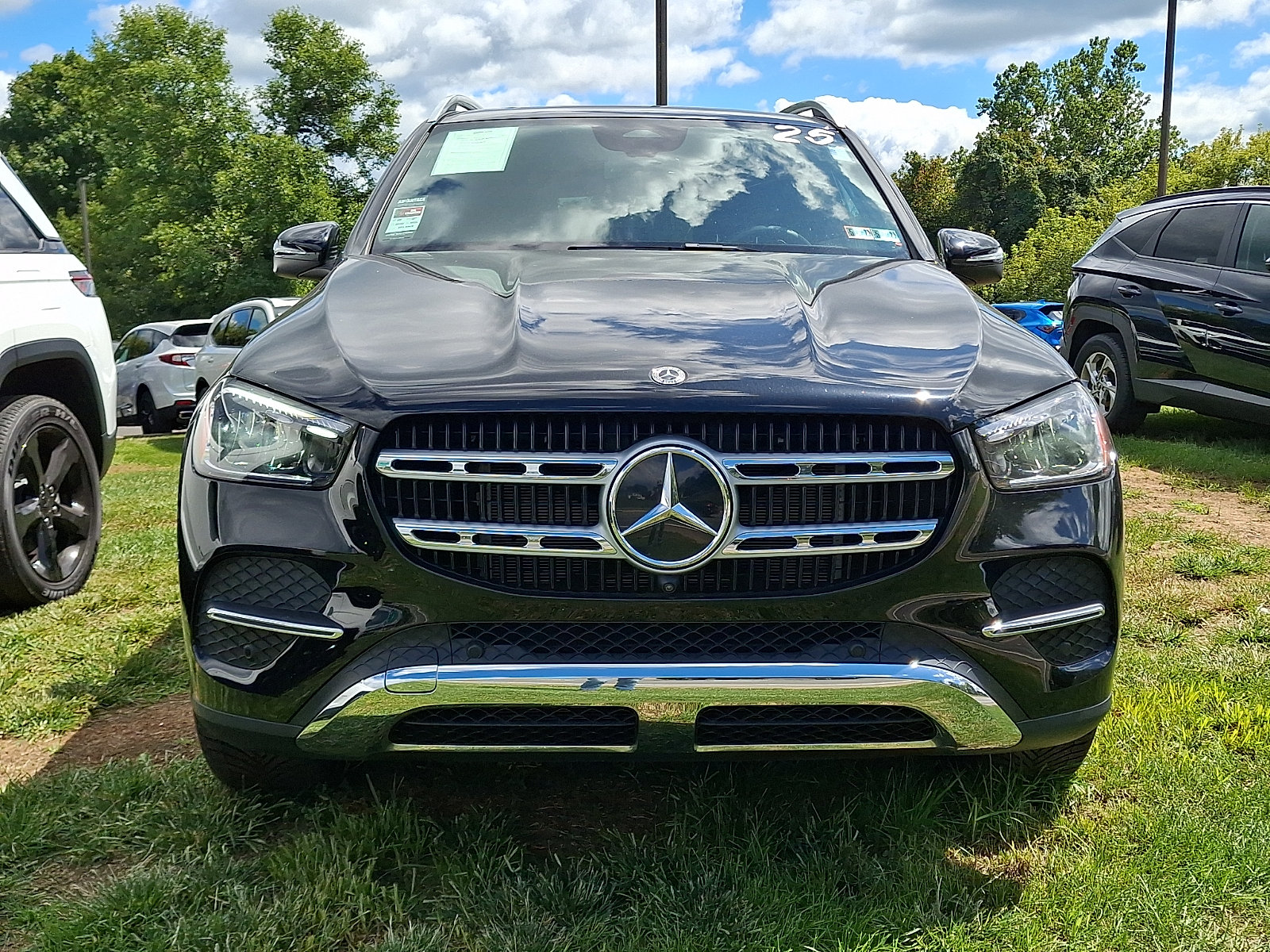 Used 2025 Mercedes-Benz GLE 350 4MATIC image 2