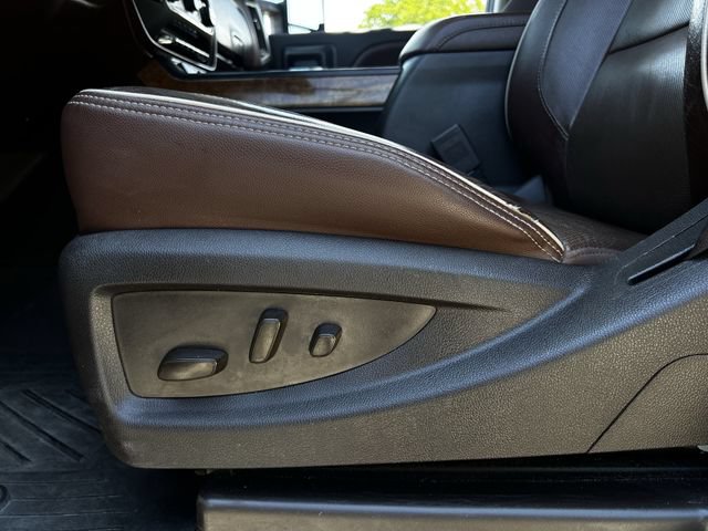 Used 2019 Chevrolet Silverado 2500 High Country w/ Duramax Plus Package AWD/4WD image 29