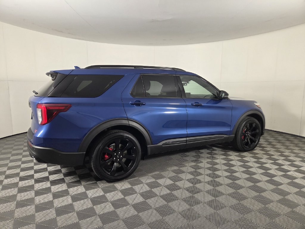Used 2020 Ford Explorer ST w/ ST Street Pack AWD/4WD image 5