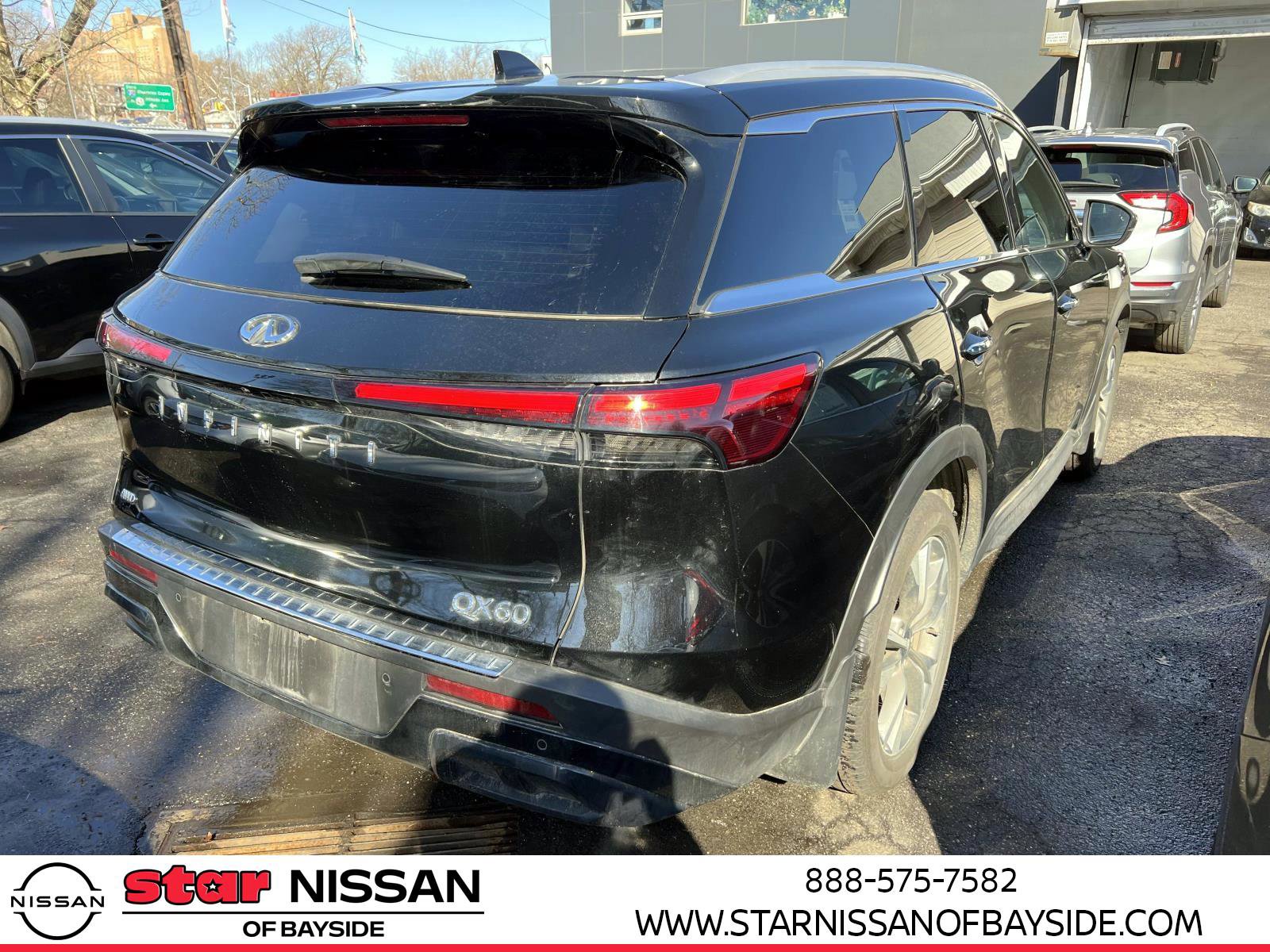 Used 2025 INFINITI QX60 Luxe w/ Cargo Package image 5