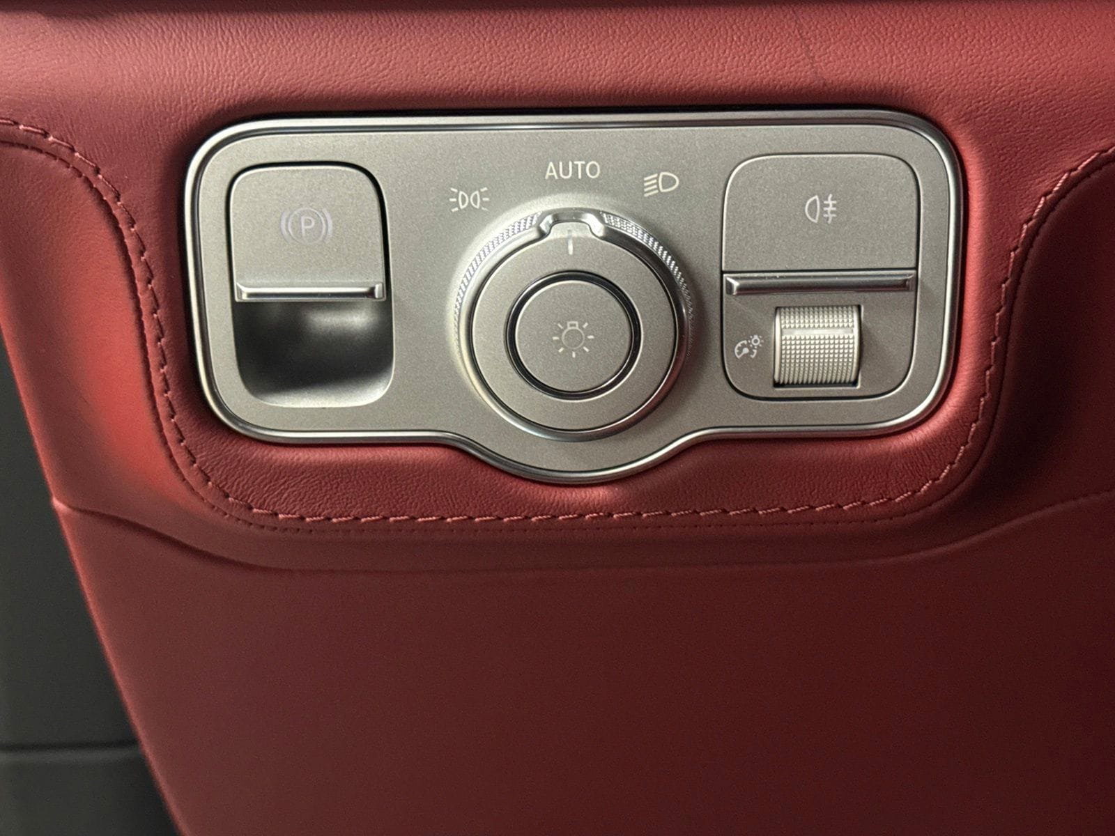 New 2026 Mercedes-Benz Maybach GLS 600 4MATIC image 24