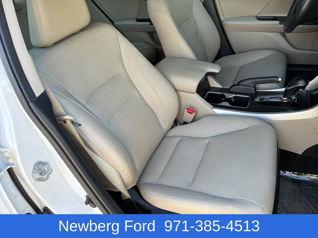 Used 2014 Honda Accord Touring image 29