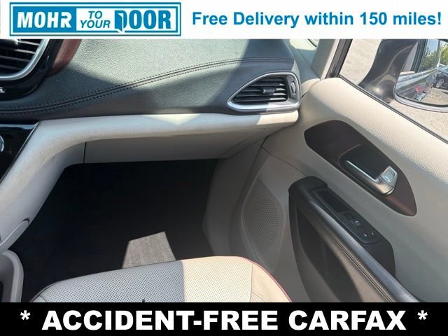 Used 2019 Chrysler Pacifica Limited FWD image 29
