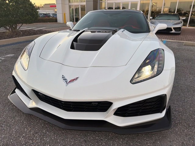 Used 2019 Chevrolet Corvette ZR1 image 2