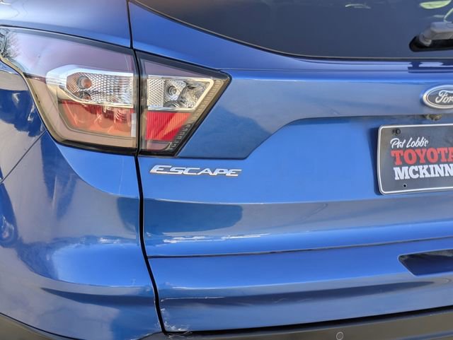 Used 2018 Ford Escape SEL w/ SEL Sport Appearance Package image 8