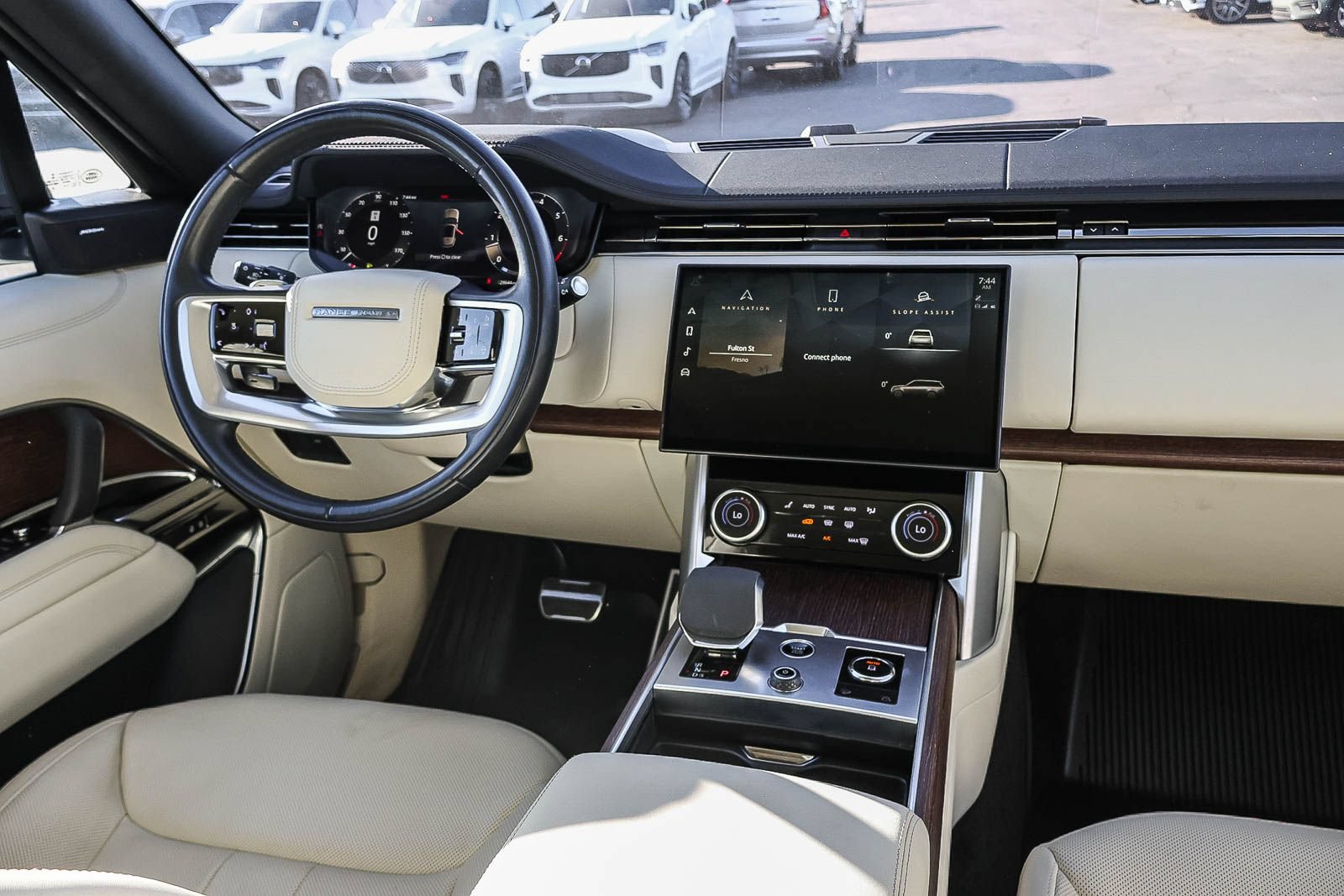 Certified 2023 Land Rover Range Rover SE AWD/4WD image 22