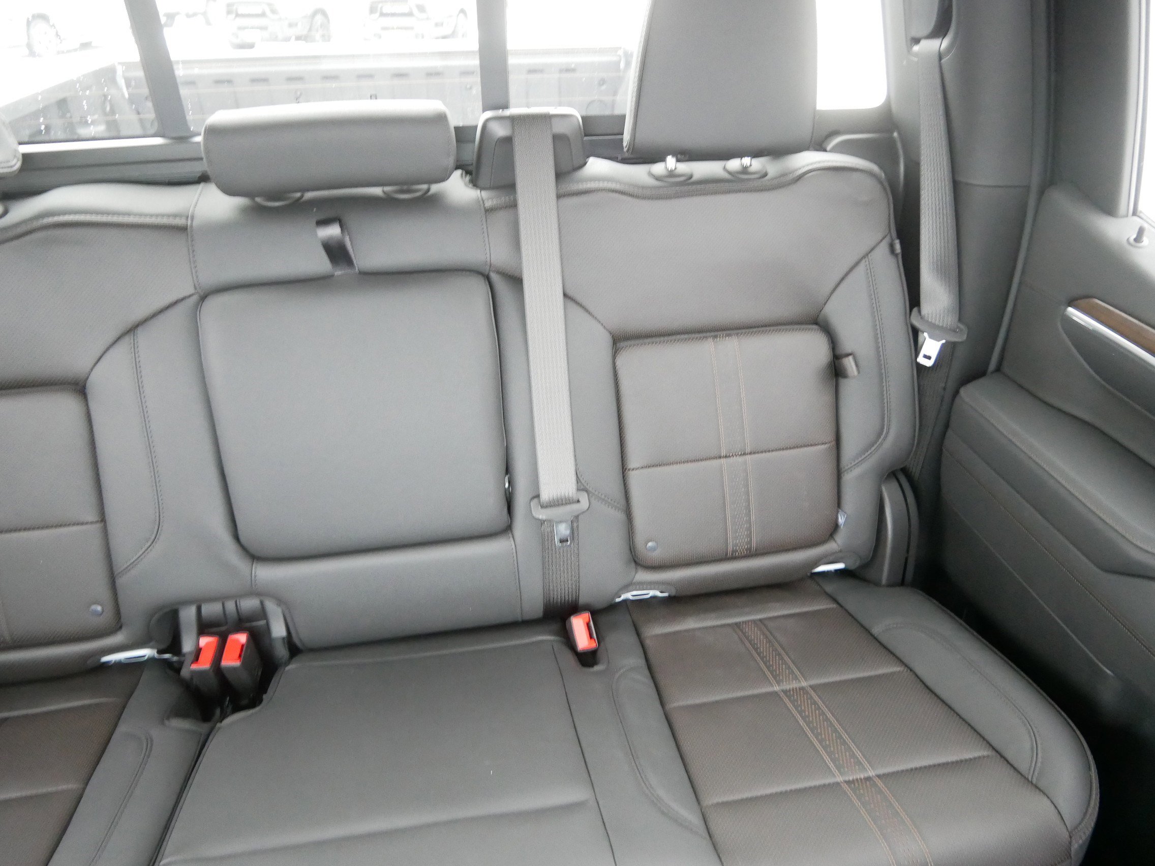 Used 2026 Chevrolet Silverado 1500 High Country w/ Technology Package image 14