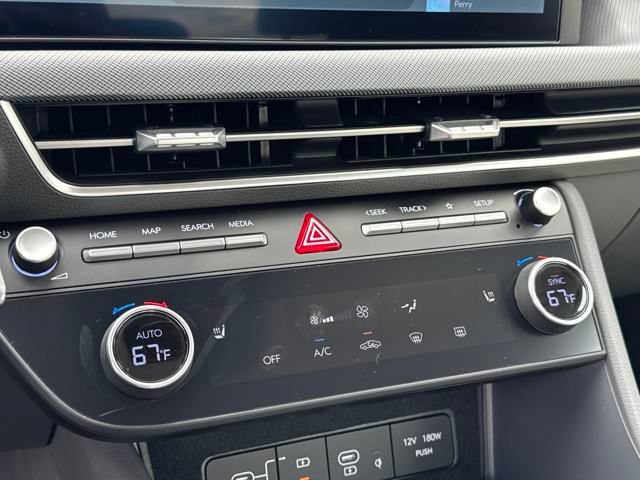 Used 2025 Hyundai Sonata SEL FWD image 25