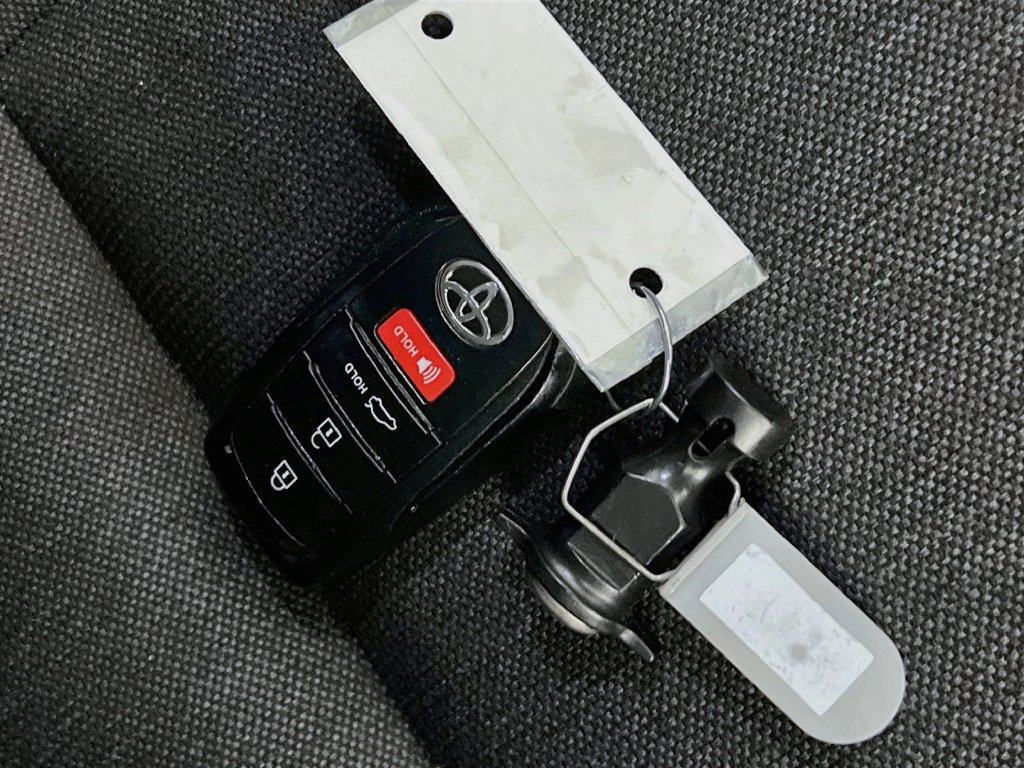 Used 2025 Toyota Camry LE FWD image 33