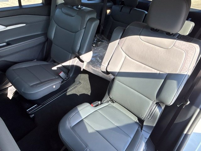 New 2026 Ford Explorer Active w/ Active Comfort Package AWD/4WD image 24