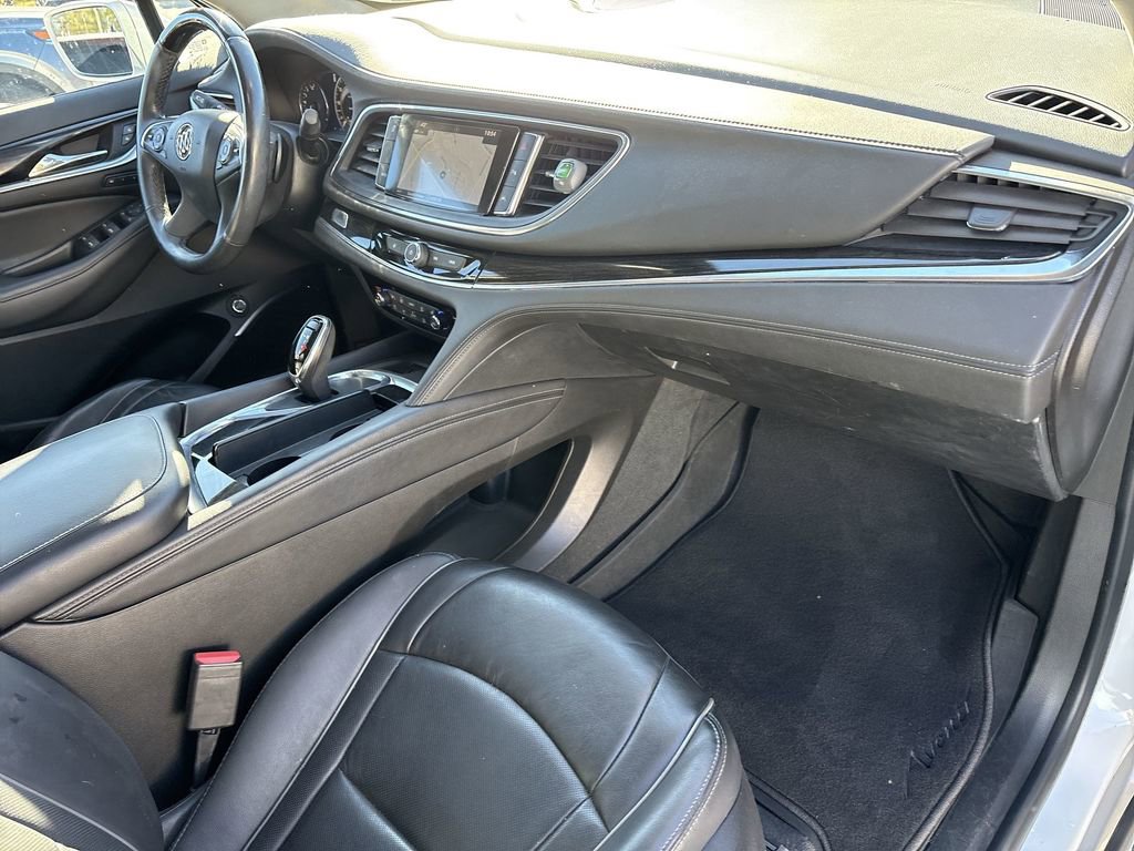 Certified 2019 Buick Enclave Avenir w/ Avenir Technology Package image 33