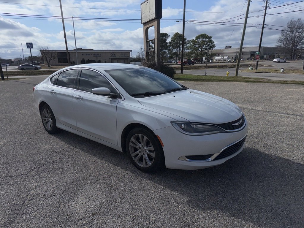 Used 2015 Chrysler 200 Limited w/ Convenience Group image 15