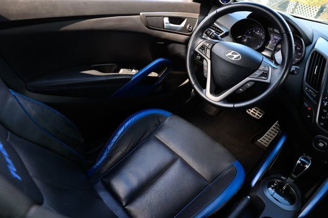 Used 2014 Hyundai Veloster Turbo image 21