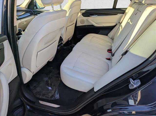 Used 2015 BMW X5 xDrive35d image 20