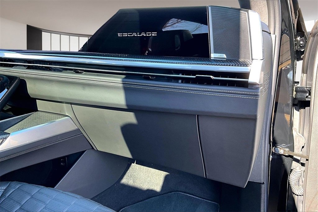 Certified 2025 Cadillac Escalade V image 16