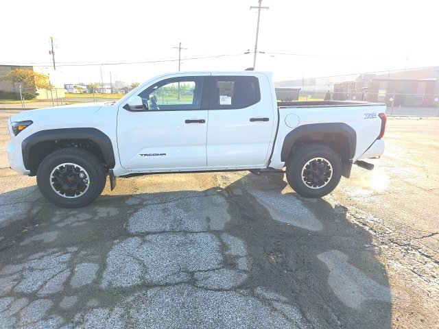 New 2025 Toyota Tacoma TRD Off-Road image 4