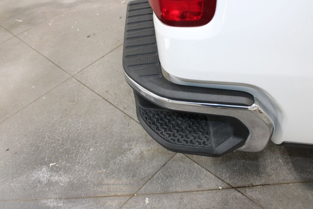 Used 2023 Chevrolet Silverado 1500 LT image 12