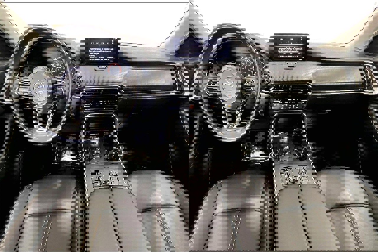 Used 2025 MAZDA CX-90 3.3 Turbo w/ Select Package image 15