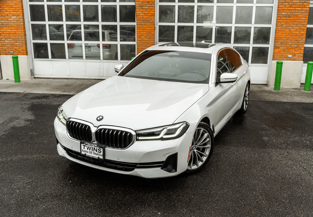Used 2021 BMW 530i RWD image 2