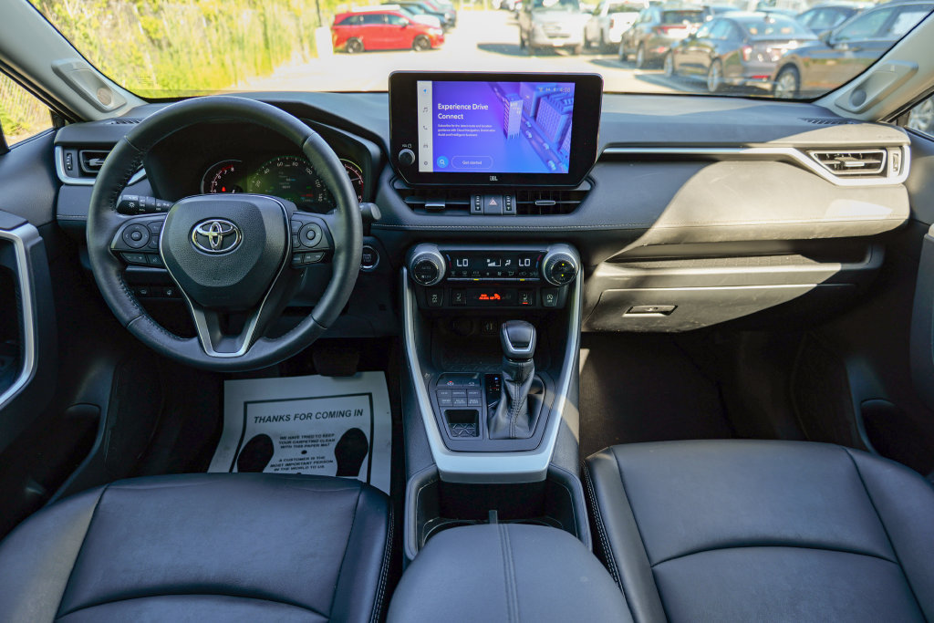 Used 2023 Toyota RAV4 XLE Premium AWD/4WD image 39