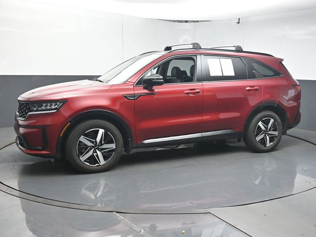 Used 2023 Kia Sorento S w/ Panoramic Sunroof Package image 4