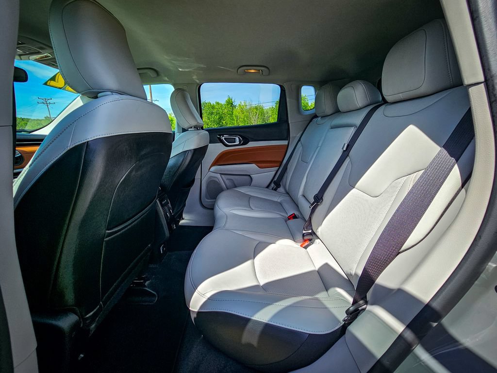 Certified 2022 Jeep Compass Limited AWD/4WD image 30