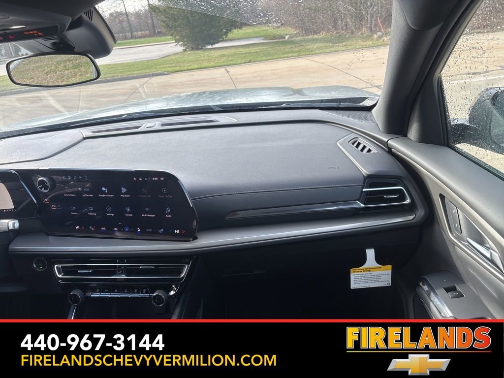 New 2026 Chevrolet Traverse LT w/ LPO, Floor Liner Package FWD image 32