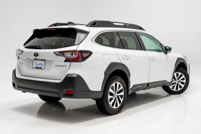 Used 2024 Subaru Outback Premium AWD/4WD image 34