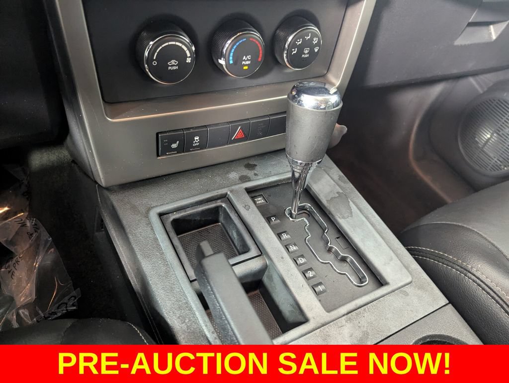 Used 2012 Jeep Liberty Sport RWD image 18