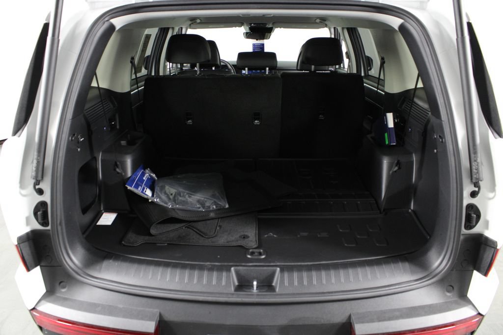 Certified 2026 Hyundai Santa Fe SEL FWD image 18