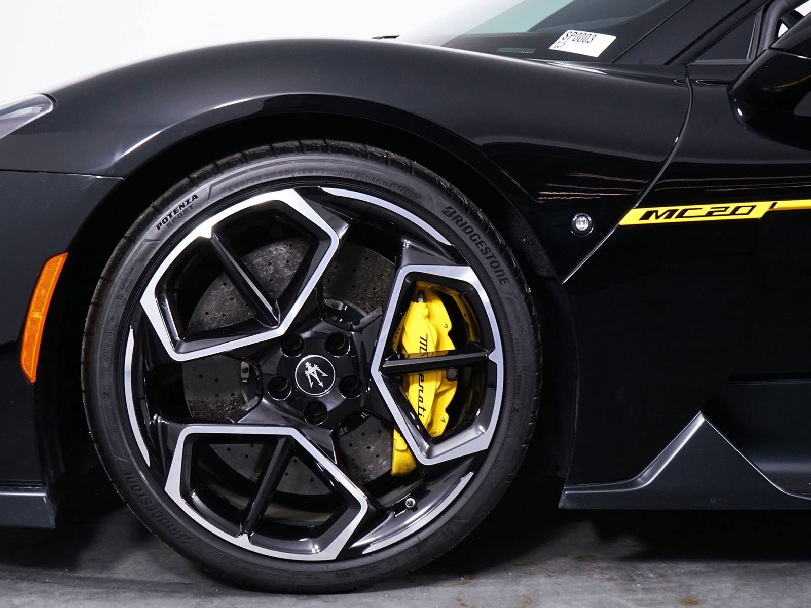 Used 2022 Maserati MC20 Coupe image 16