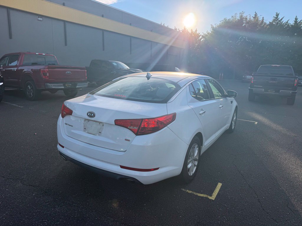 Used 2012 Kia Optima LX w/ Convenience Pkg FWD image 8