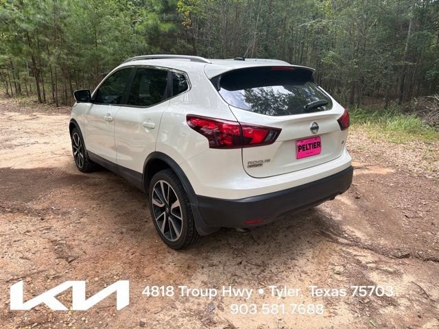 Used 2018 Nissan Rogue Sport SL w/ SL Premium Package FWD image 9