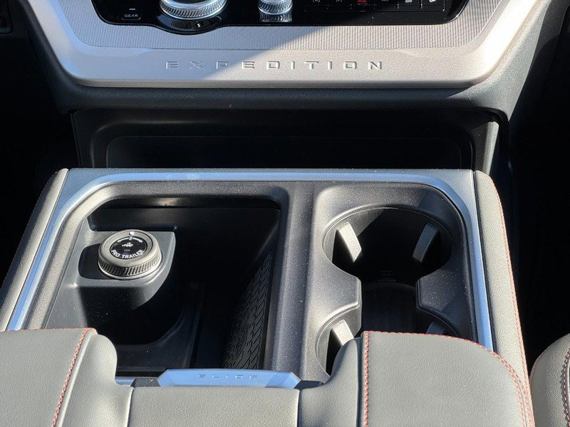 Used 2025 Ford Expedition Max Active image 15