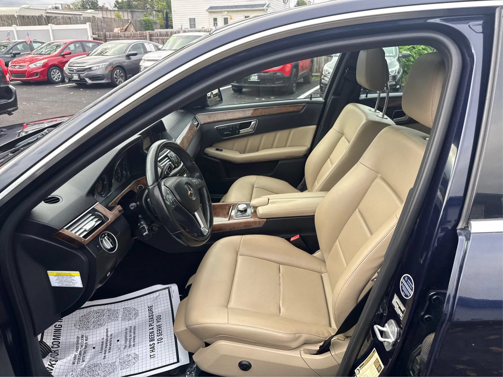 Used 2012 Mercedes-Benz E 350 4MATIC Sedan image 9