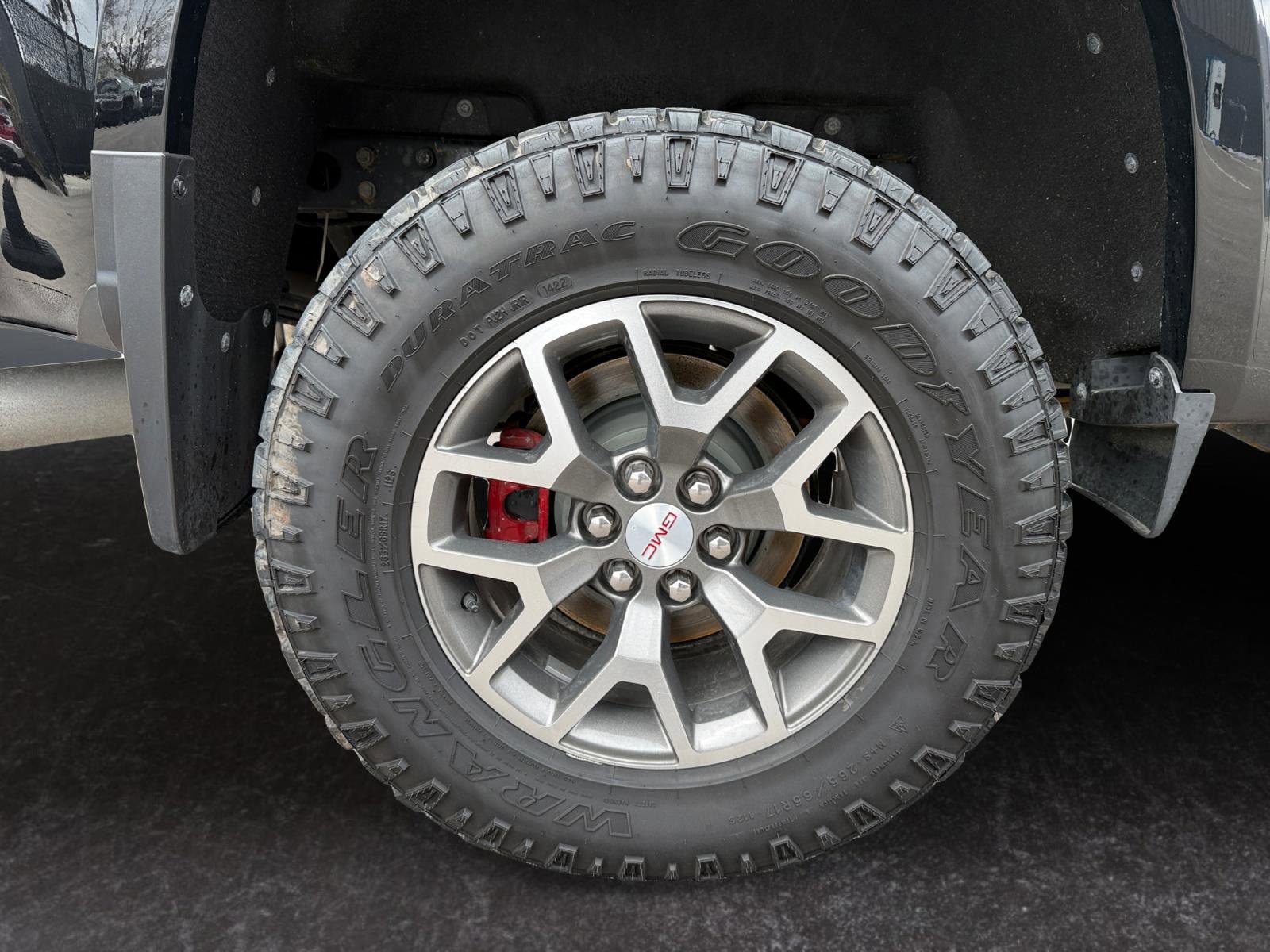 Used 2022 GMC Canyon AT4 image 27