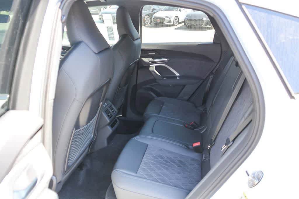 New 2025 Audi SQ5 Premium Plus AWD/4WD image 17