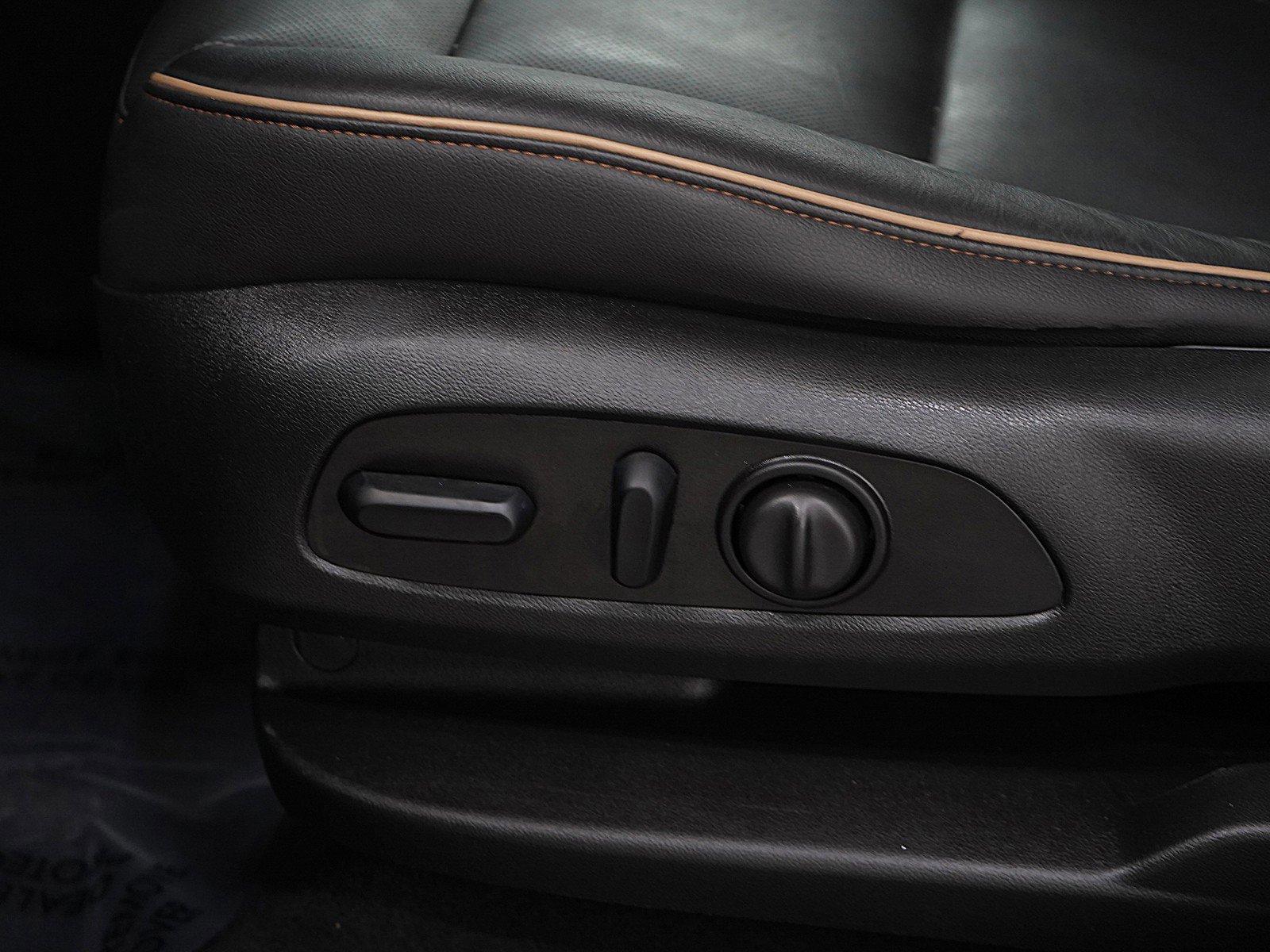 Used 2020 Chevrolet Blazer Premier w/ Driver Confidence II Package image 28