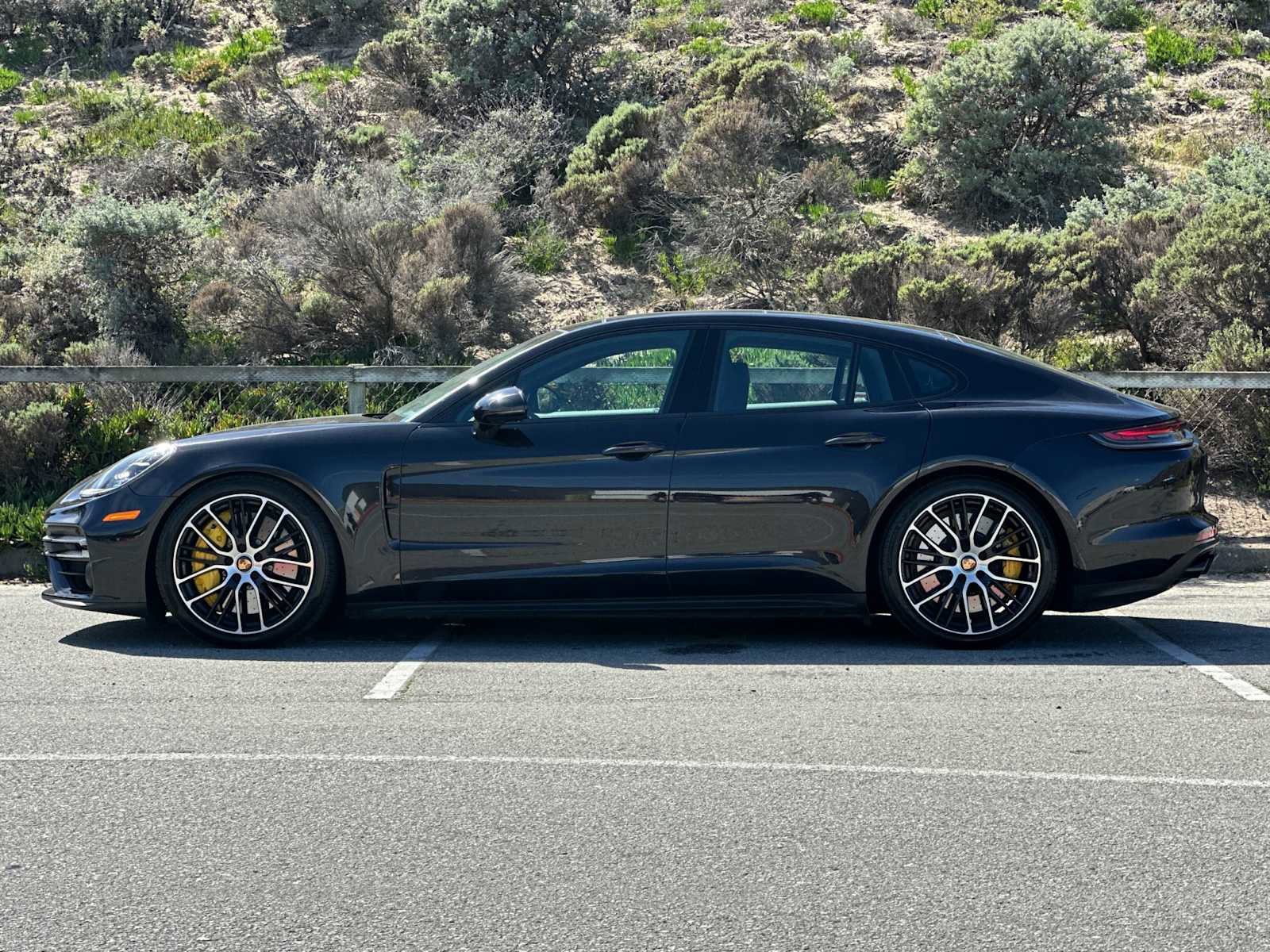 Certified 2021 Porsche Panamera Turbo S image 2