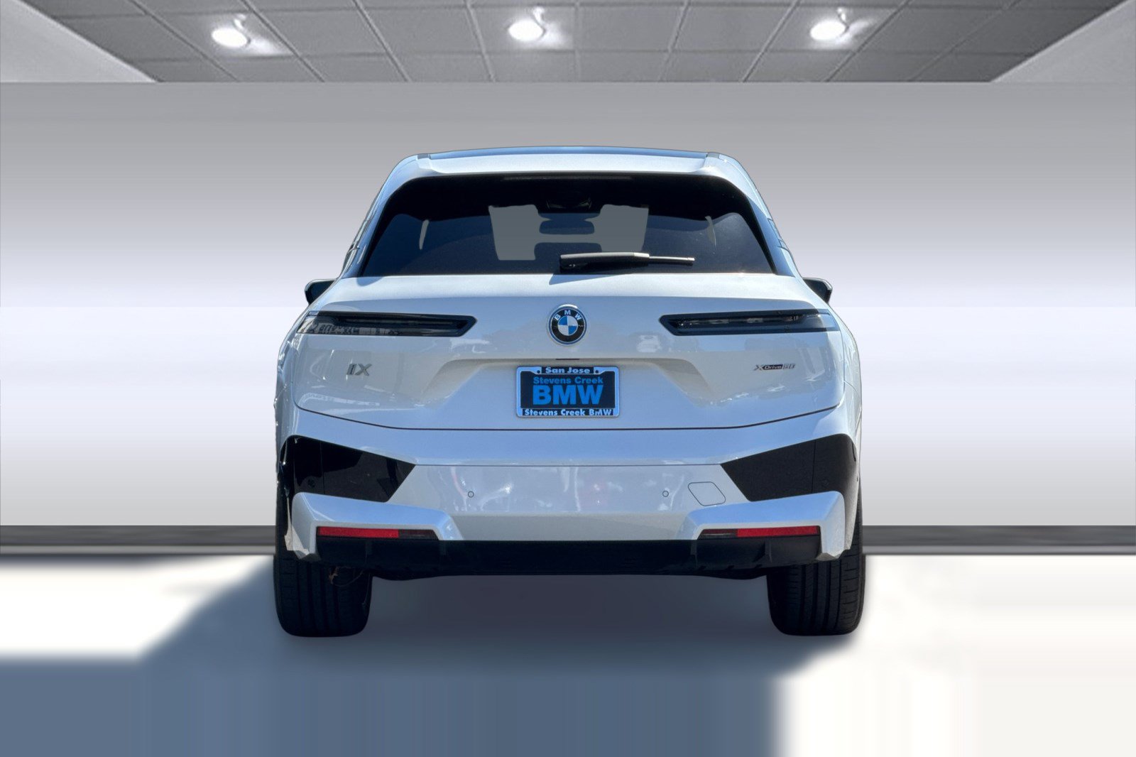 Certified 2024 BMW iX xDrive50 w/ Sport Package AWD/4WD image 10