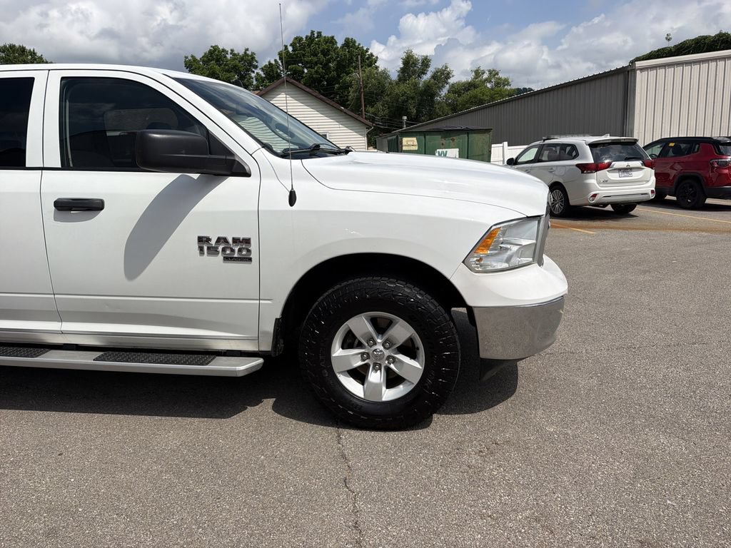 Used 2023 RAM 1500 Classic SLT w/ Electronics Group AWD/4WD image 2