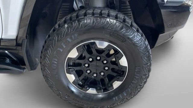 Used 2023 GMC Hummer EV Edition 1 AWD/4WD image 16